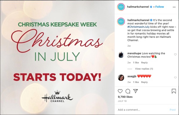 Una publicación de la cuenta de Instagram de Hallmark Channel sobre la Navidad en julio, cuando reproducirán películas navideñas románticas durante todo el mes.